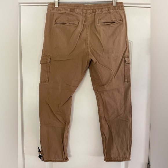 Never Lose Hedge Tan Cargo Jogger - - Picture 4 of 5